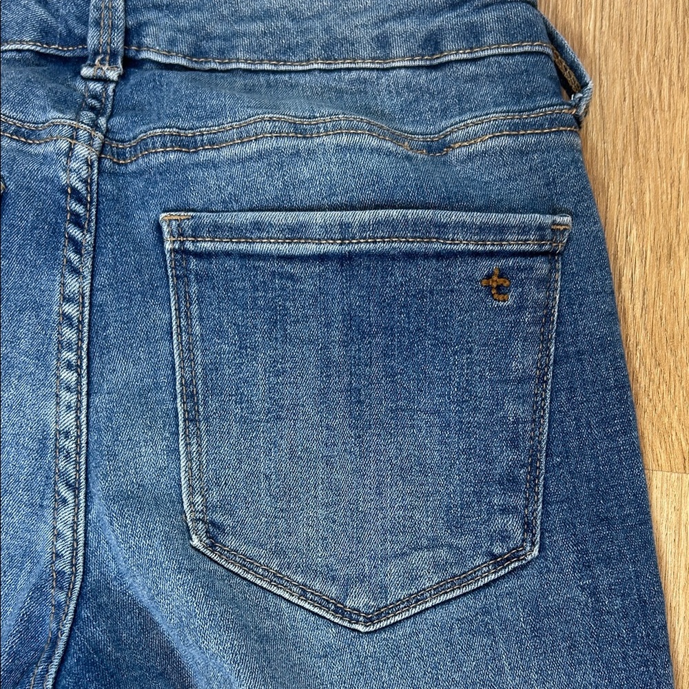True Craft Mid-Rise Distressed Skinny Jeans in Blue - Picture 7 of 8